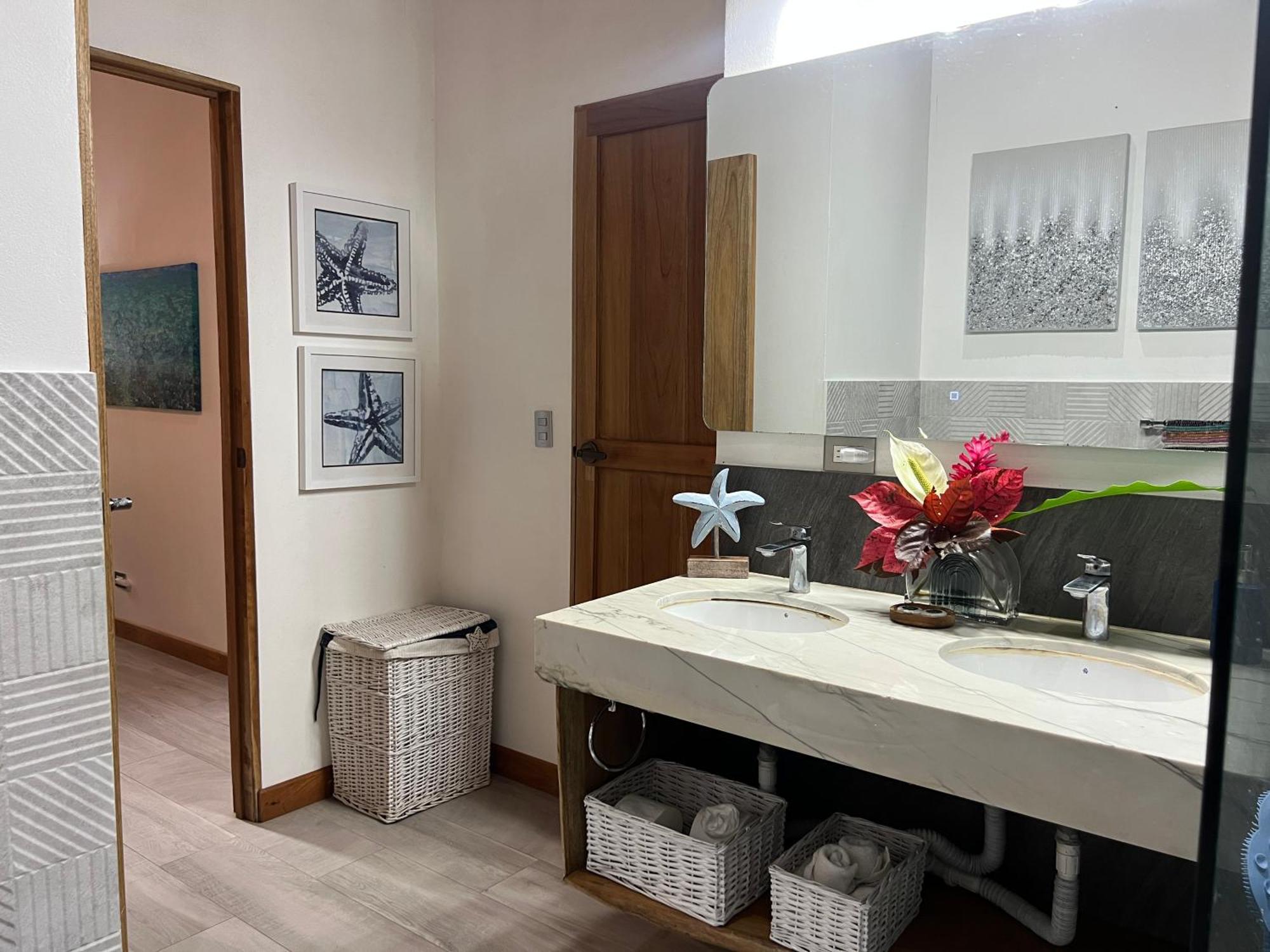 Dragonfly Beachfront Villas-Adult Only Punta Uva Luaran gambar